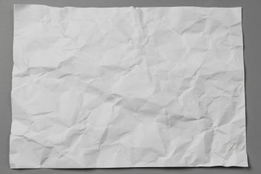 Boş portre mockup kağıt buruşuk. Gri arka plan üzerinde izole broşür dergi.