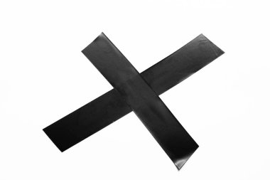 Siyah bantlar beyaz arka plan üzerinde ayarlayın. Yatay ve farklı boyut siyah bant, yapıştırıcı parçaları yırtılmış.