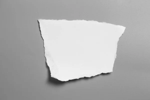 Papel Blanco Roto Sobre Fondo Gris Colección Papel Rasgar —  Fotos de Stock