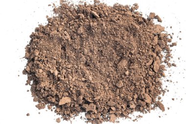 Beyaz arka plan kahverengi yeryüzünde. Doğal toprak doku. Beyaz arka plan üzerinde izole toprak humus yığın yığını