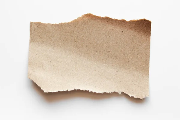 Brown Korrugerad Textur Papper Slits Vit Bakgrund Rip Kartong Blad — Stockfoto