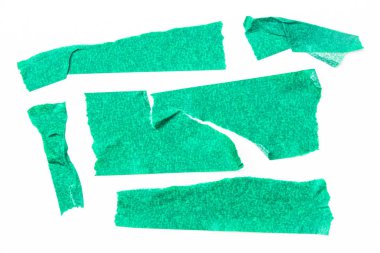 Gibi yeşil bantlar beyaz arka plan üzerinde ayarlayın. Yatay ve farklı boyut yeşil bant, yapıştırıcı parçaları yırtılmış.