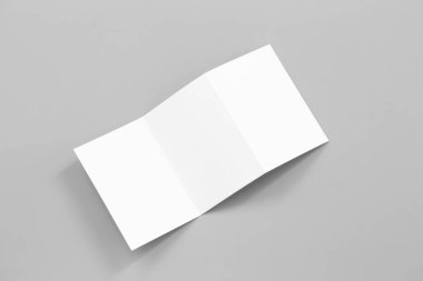 Boş portre mock-up kağıt. gri, değiştirilebilir arka plan izole broşür dergi / beyaz kağıt izole gri üzerine