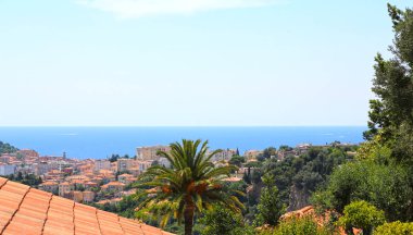 Nice Fransız Rivierası şehri, kuş balon yüksekliğinden görünümü