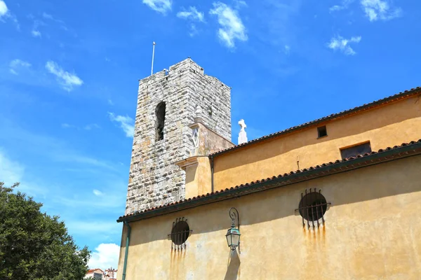 Antibes, França - 16 de junho de 2014: Catedral de Antibes — Fotografia de Stock