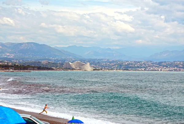 Prachtig uitzicht op Villeneuve-Loubet-Marina-Baie-des-Anges vanuit — Stockfoto