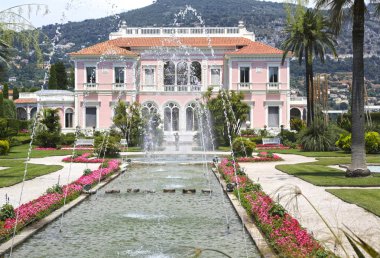Nice, Fransa- 17 Haziran 2014: Villa Ephrussi de ön görünümü