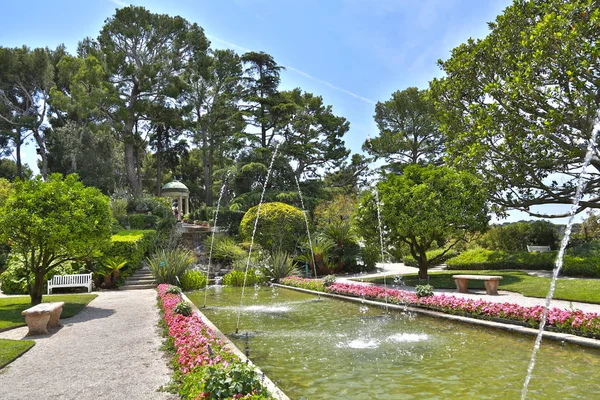 Nice, Fransa- 17 Haziran 2014: peyzaj bahçesi Villa Ephrussi de — Stok fotoğraf