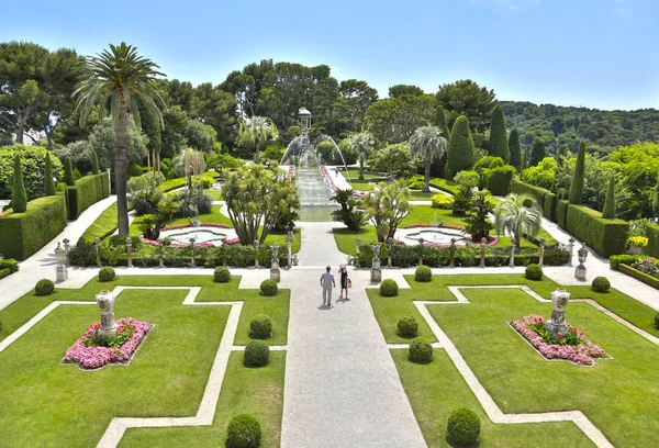 Nice, Frankrijk-17 juni 2014: landschapstuin Villa Ephrussi de — Stockfoto