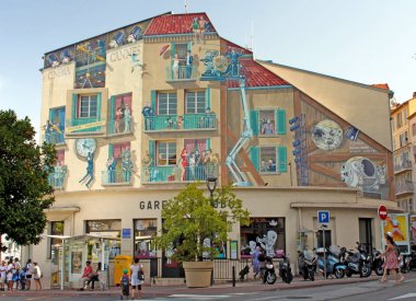 Cannes, Fransa - 6 Ağustos 2013: Sinema-Canne adlı duvar resmi