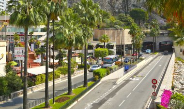 Fontvieille, Monaco - 13 Haziran 2014: ticaret merkezi