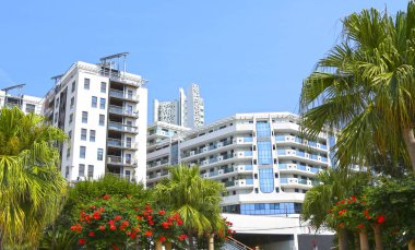 Fontvieille, Monako - 13 Haziran 2014: güzel binalar 