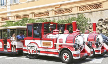 Monako City, Monako - 13 Haziran 2014: turistik gezi tra