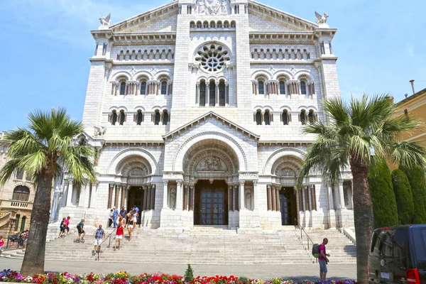 Cidade de Mônaco, Mônaco - 13 de junho de 2014: Catedral de Nossa Senhora I — Fotografia de Stock