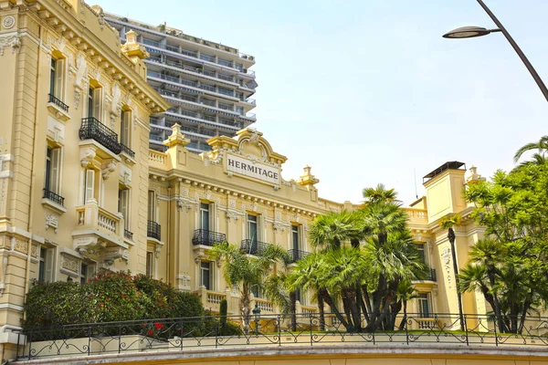 Monte Carlo, Mónaco - 13 de junio de 2014: Hotel Hermitage — Foto de Stock