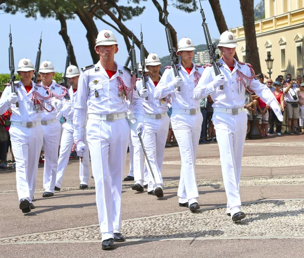 Monaco City, Monaco - June 13, 2014: Changing of the Guard — Stock Photo, Image