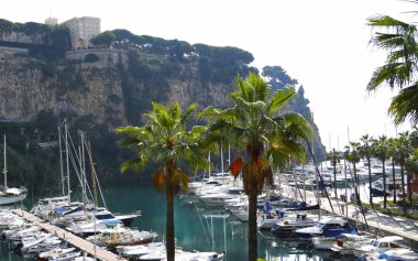 Fontvieille, Monako - 13 Haziran 2014: küçük pitoresk Port de F