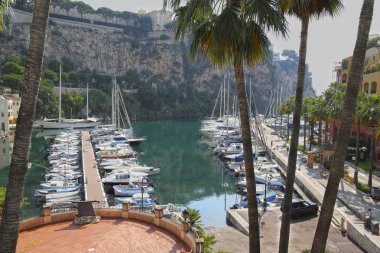 Fontvieille, Monako - 13 Haziran 2014: küçük pitoresk Port de F