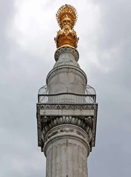 Londres, Gran Bretaña - 23 de mayo de 2016: El Monumento a la Gran F — Foto de Stock