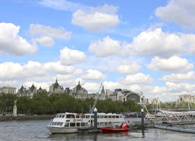 Londra, Büyük Britanya-Mayıs 22, 2016: City Cruises London Eye Pie