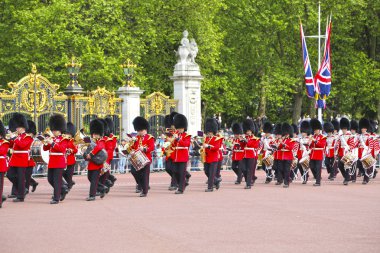 Londra, Büyük Britanya -23 Mayıs 2016: Bucki'de Muhafızları Değiştirmek