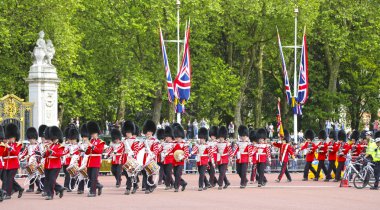 Londra, Büyük Britanya -23 Mayıs 2016: Bucki'de Muhafızları Değiştirmek