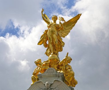 Londra, Büyük Britanya -23 Mayıs 2016: Victoria Anıtı, bir mo