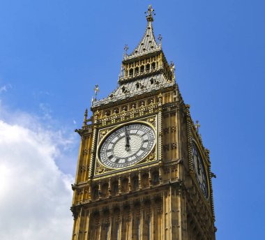 Londra, Büyük Britanya -22 Mayıs 2016: Big Ben görünümü 