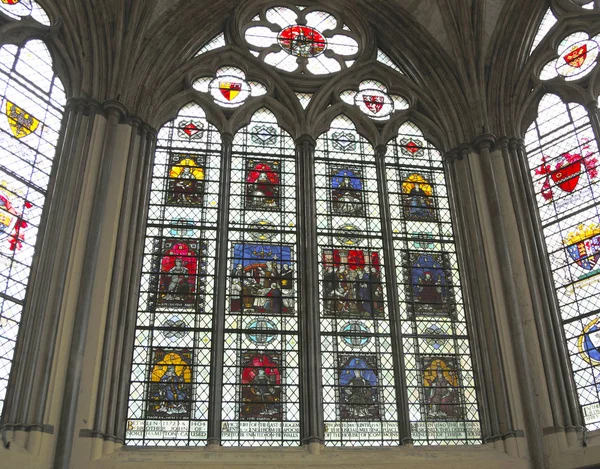 Londen, Groot-Brittannië-25 mei 2016: collegiale kerk van St Pet — Stockfoto