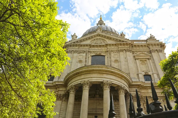 Londres, Gran Bretaña - 23 de mayo de 2016: Catedral de San Pablo — Foto de Stock