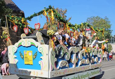 Stuttgart, Almanya-30 Eylül 2018: bira festivali, şenlikli pr