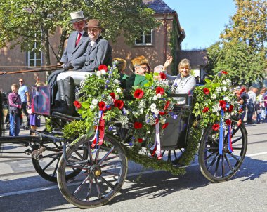 Stuttgart, Almanya-30 Eylül 2018: bira festivali, şenlikli pr