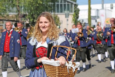 Stuttgart, Almanya-30 Eylül 2018: bira festivali, şenlikli pr