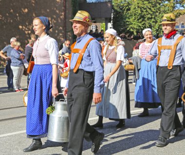 Stuttgart, Almanya-30 Eylül 2018: bira festivali, şenlikli pr