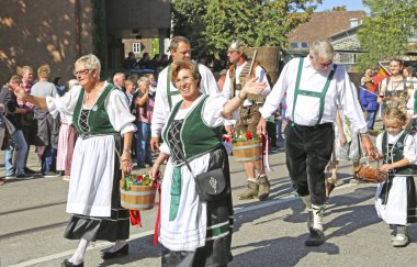 Stuttgart, Almanya-30 Eylül 2018: bira festivali, şenlikli pr