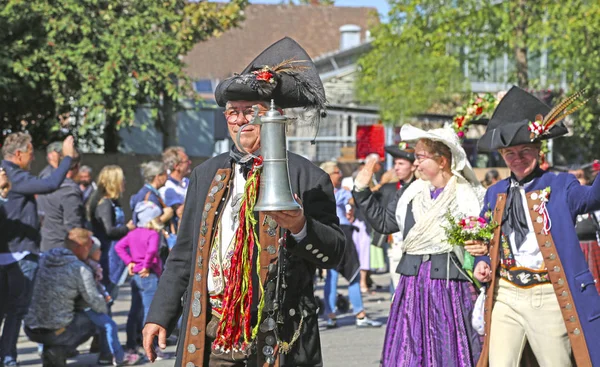 Stuttgart, Almanya-30 Eylül 2018: bira festivali, şenlikli pr — Stok fotoğraf