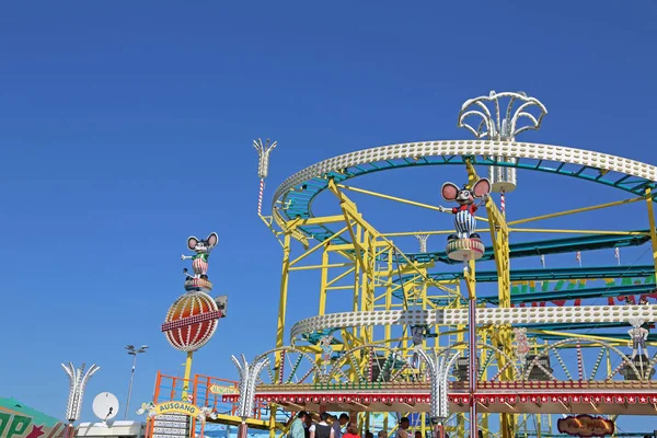 Stuttgart, Germany-September 30, 2018: beer festival, fairground — Stock Photo, Image