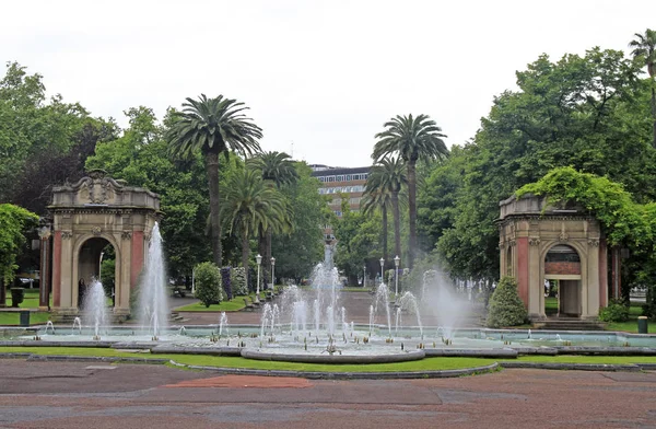 Fontanna Parku Dona Casilda Mieście Bilbao — Zdjęcie stockowe