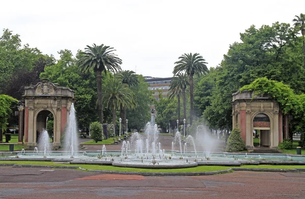 Fontän Dona Casilda Park Staden Bilbao — Stockfoto