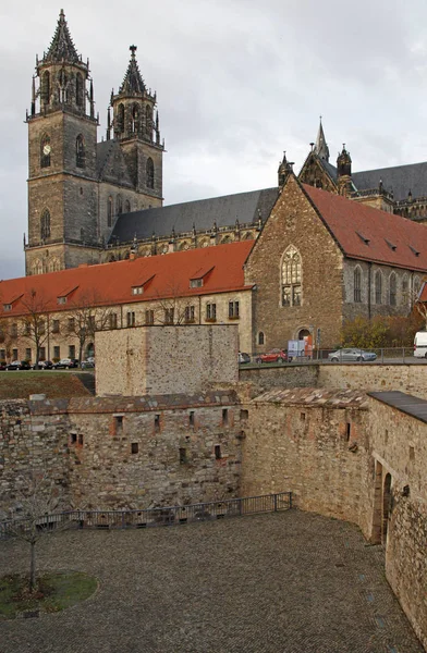 Vista Para Catedral Cidade Magdeburgo Alemanha — Fotografia de Stock