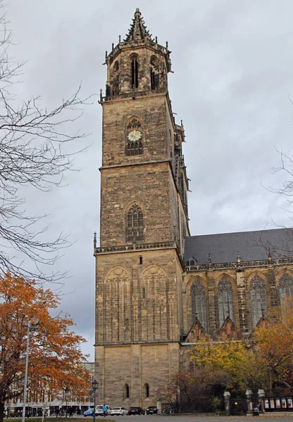 Widok Katedrę Miasta Magdeburg Niemczech — Zdjęcie stockowe