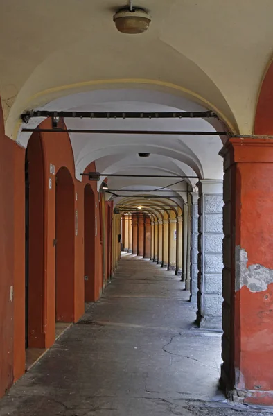 Arches Zone Piétonne Dans Rue Modène Italie — Photo