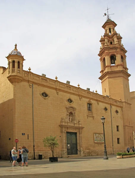 Valencia España Abril 2018 Gente Está Caminando Iglesia San Lorenzo — Foto de Stock