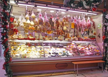 peynir ve sosis Turin şehir piyasada durak