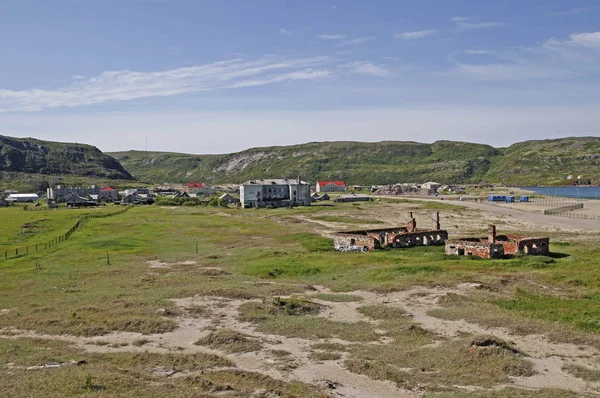 La parte vecchia del villaggio di Teriberka nella regione di Murmansk — Foto Stock