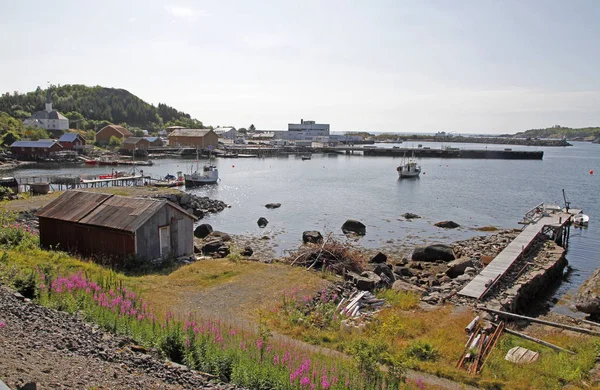 Panorámás kilátás a partra Lofoten szigeteken — Stock Fotó