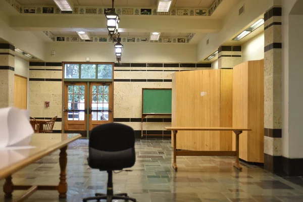 Vacated hallway after the final presentation. The scene was taken at UT Austin, Texas, USA