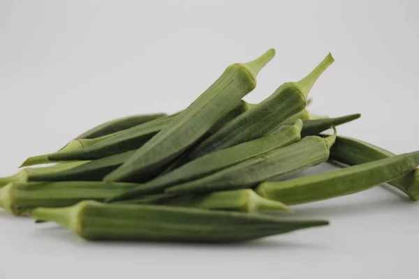 Okra Posto Uno Sfondo Bianco — Foto Stock