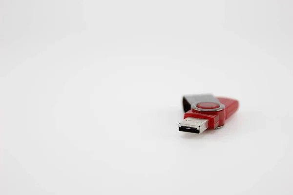 Červená Flash Disk Dejte Bílé Pozadí — Stock fotografie