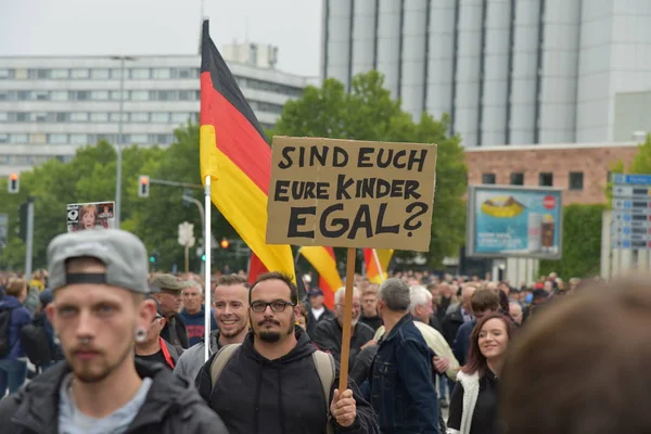 Chemnitz, Germany - September 01, 2018: Afd demonstration Trauermarsch — Stock Fotó